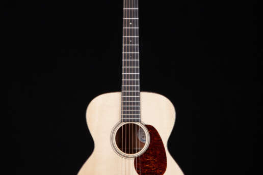 Bourgeois Guitars 8596-3